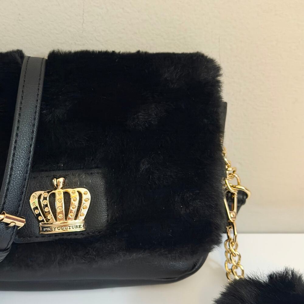 Juicy Couture Crossbody Bag Faux Fur Black Y2K Glam Aesthetic Pompom Chain Strap - Picture 2 of 11